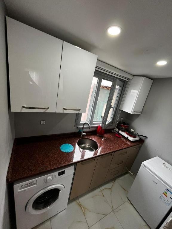 Enes & Suites Inn 이스탄불 외부 사진