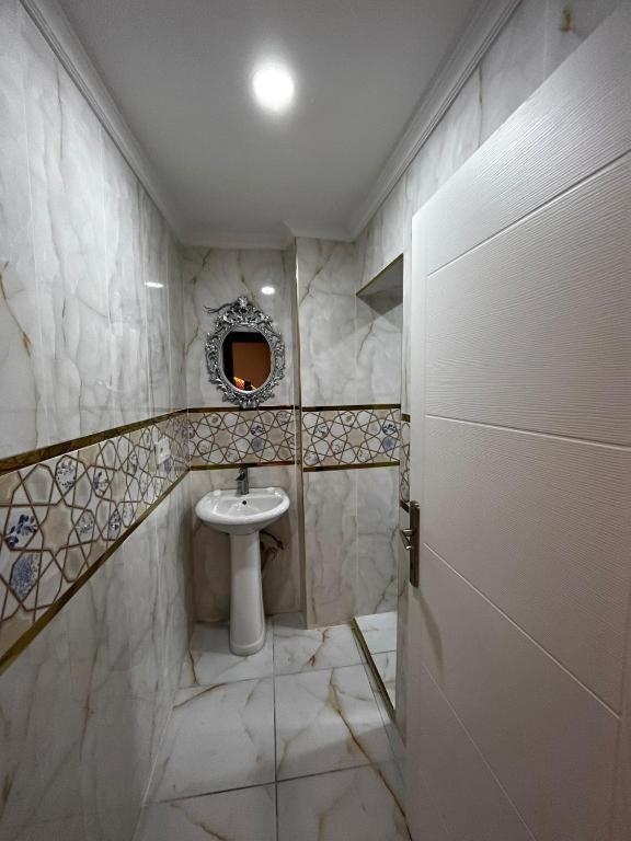 Enes & Suites Inn 이스탄불 외부 사진